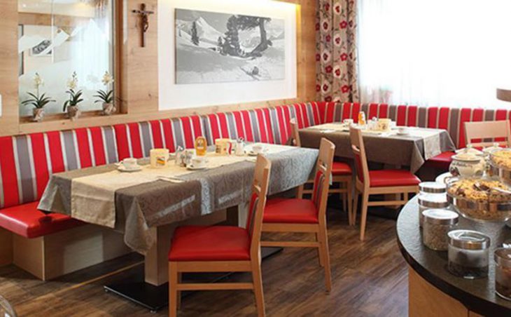 Hotel Garni Binta in Ischgl , Austria image 3 